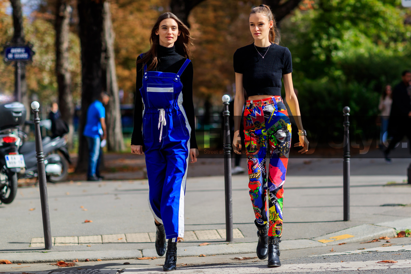 andrea crews, atmosphere details, black shoes, black turtleneck, blue overall, fashion week, frenchystyle, full length, FW, graphic pants, high heels, horizontal, jonathan paciullo, leather shoes, long hair, multicolor pants, PARIS, PFW, printed pants, SPRING SUMMER 2018, SS 18, street style, trousers, model