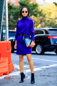 aimee song, black belt, black shoes, fashion week, frenchystyle, full length, FW, graphic bag, high heels, jonathan paciullo, leather bag, leather belt, leather shoes, louis vuitton, multicolor bag, NEW YORK, NYFW, printed bag, purple dress, SPRING SUMMER 2018, SS 18, street style, sunglasses, vertical