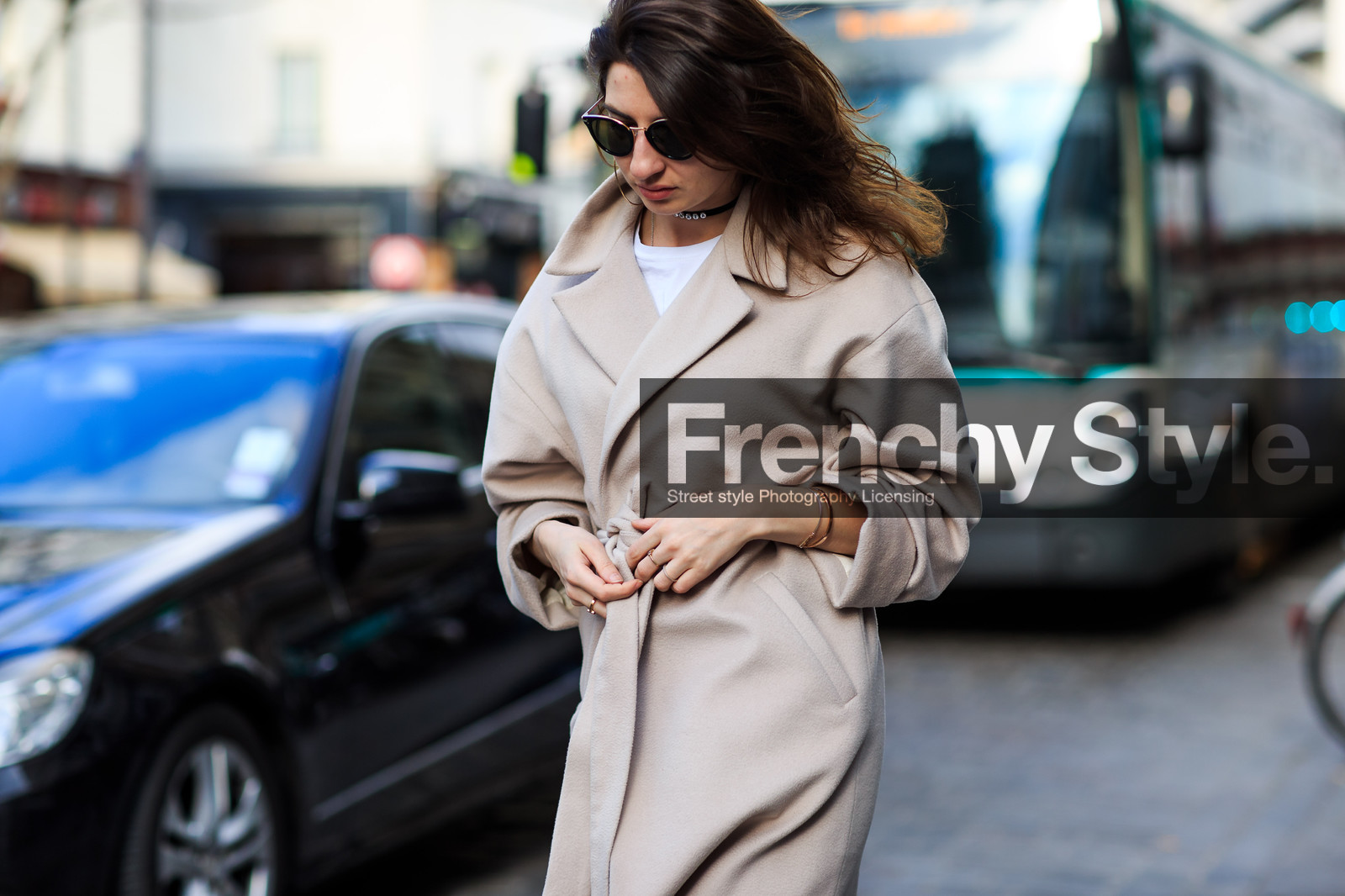 atmosphere details, AUTUMN WINTER 2016-2017, AW 16-17, beige coat, belted coat, detail, FALL WINTER 2016-2017, fashion week, frenchystyle, FW, FW 16-17, horizontal, jonathan paciullo, PARIS, PFW, street style, sunglasses