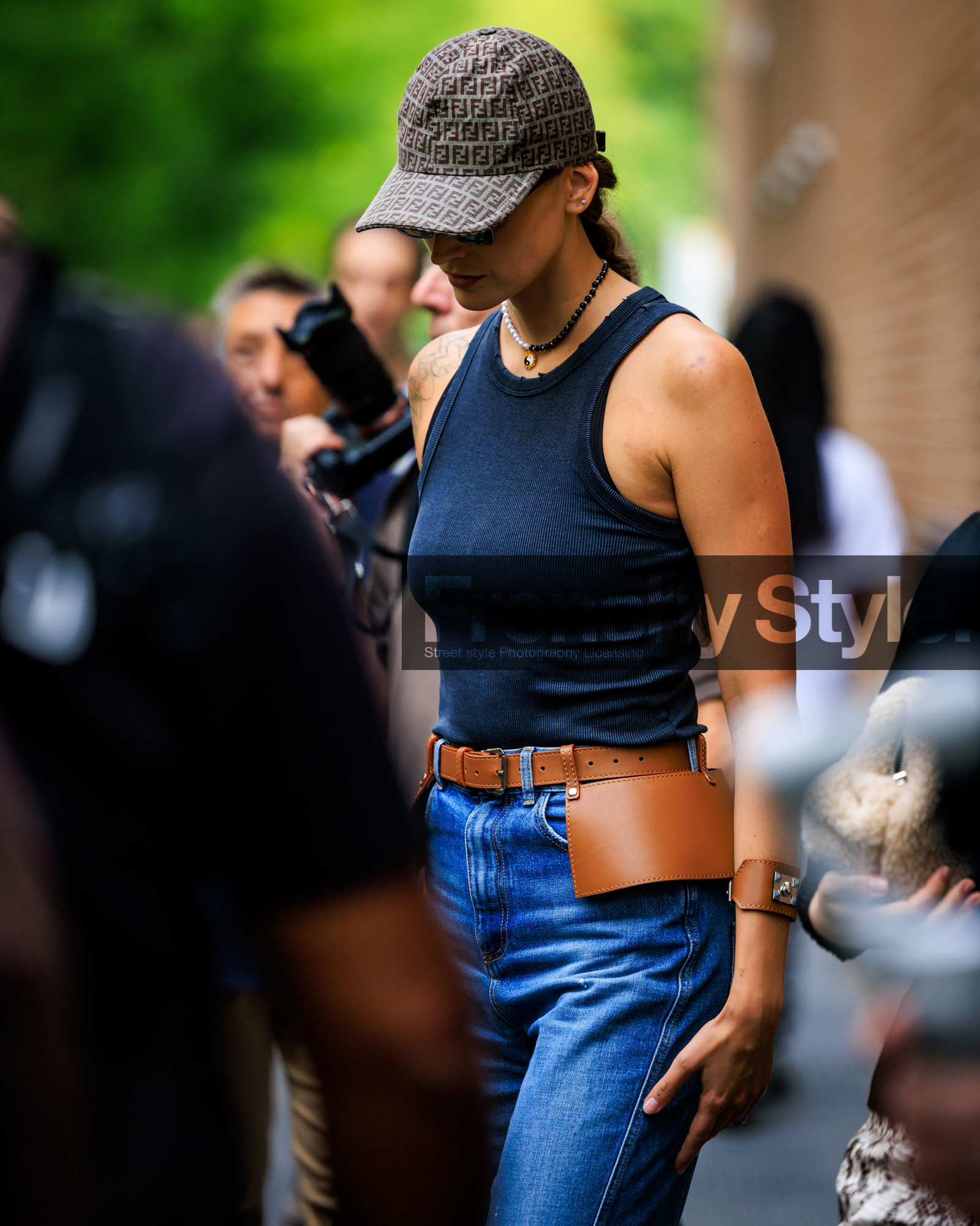 fashion week, frenchystyle, FW, jonathan paciullo, street style, MFW, MILAN, SPRING SUMMER 2024, SS 24, vertical, atmosphere details, detail