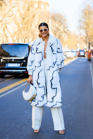 furry coat, white coat, fendi handbag, white handbag, white pants, white sandals, white sunglasses, big fendi earrings, fashion week, frenchystyle, FW, jonathan paciullo, street style, MFW, MILAN, FALL WINTER 2022_2023, AUTUMN WINTER 2022-2023, FW 22-23, vertical, full length