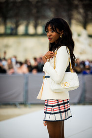 dior, christian dior, dior belt, dior bag, white handbag, plaid skirt, mini skirt, white heels, white blazer, overlayed necklaces, stud earrings, white skirt, fashion week, frenchystyle, FW, jonathan paciullo, street style, AUTUMN WINTER 2022-2023, FALL WINTER 2022_2023, FW 22-23, PFW, PARIS, vertical, detail