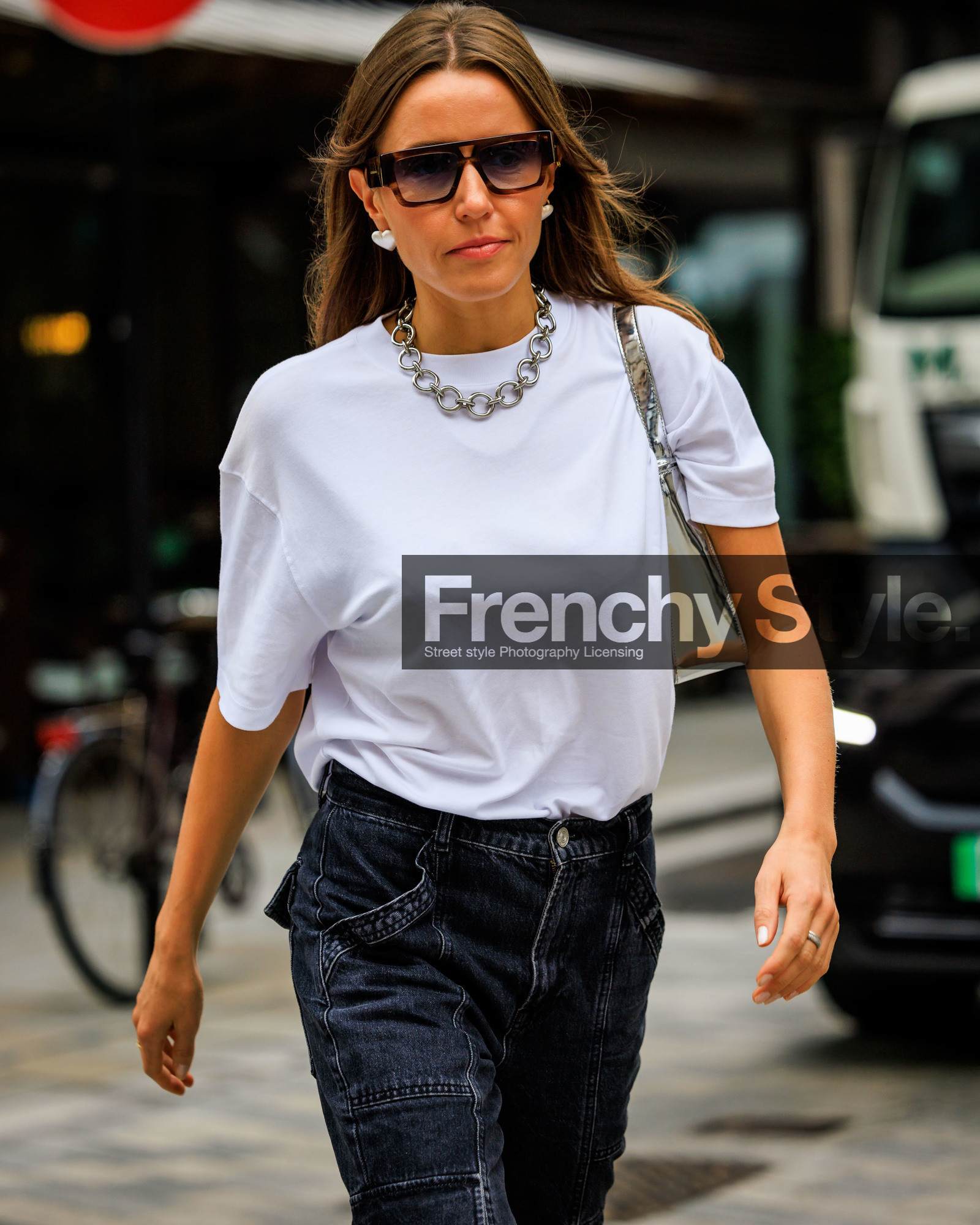 fashion week, frenchystyle, FW, jonathan paciullo, street style, LFW, LONDON, atmosphere details, detail, SPRING SUMMER 2024, SS 24