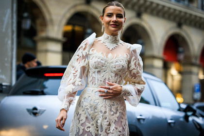 white dress, details, close up, long rings, puffy sleeves, embroidered dress, transparent dress, fashion week, frenchystyle, FW, jonathan paciullo, street style, PARIS, PFW, SPRING SUMMER 2022, SS 22, atmosphere details, detail, horizontal