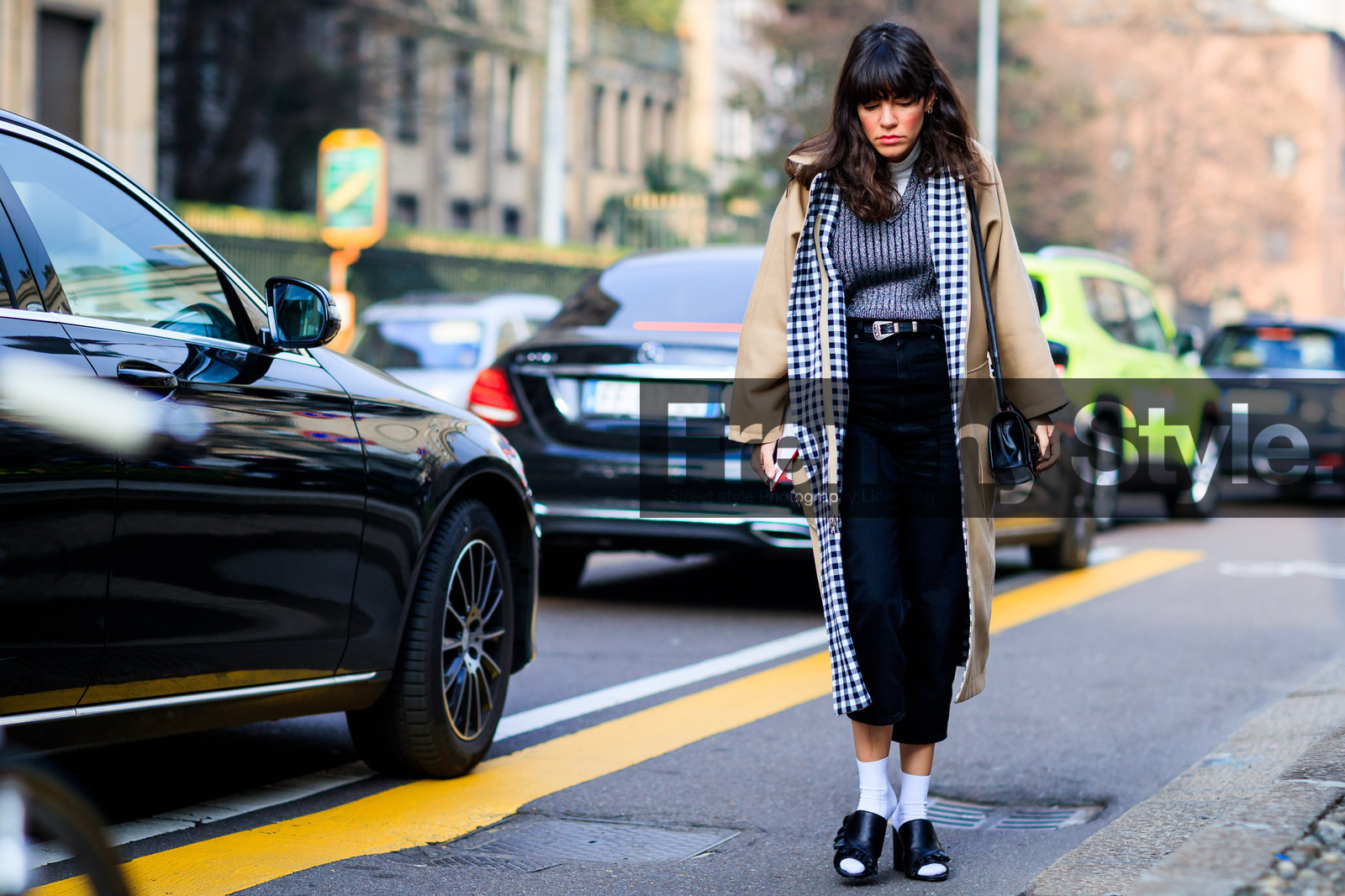 atmosphere details, AUTUMN WINTER 2017-2018, AW 17-18, beige coat, black bag, black denim, black mules, black shoes, denim pants, FALL WINTER 2017-2018, fashion week, frenchystyle, full length, FW, FW 17-18, gingham, grey sweater, horizontal, jeans, jonathan paciullo, leather bag, leather shoes, MFW, MILAN, plaid, street style, white socks