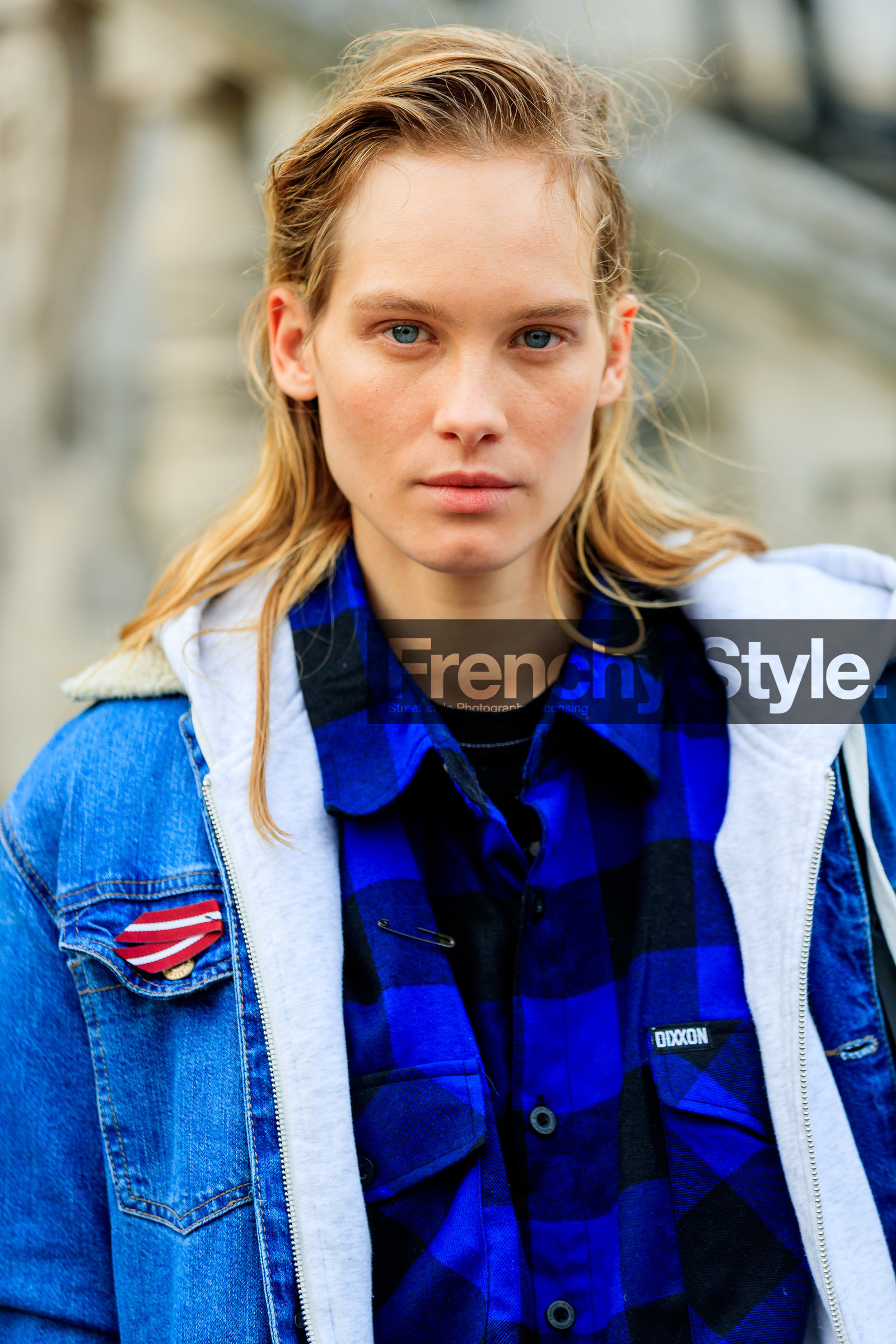 AUTUMN WINTER 2017-2018, AW 17-18, blue denim, blue shirt, checked shirt, denim jacket, detail, FALL WINTER 2017-2018, fashion week, frenchystyle, FW, FW 17-18, graphic shirt, grey sweater, hoodie, jonathan paciullo, kitti mudele, LFW, LONDON, model, plaid, portrait, street style, vertical, wet hair