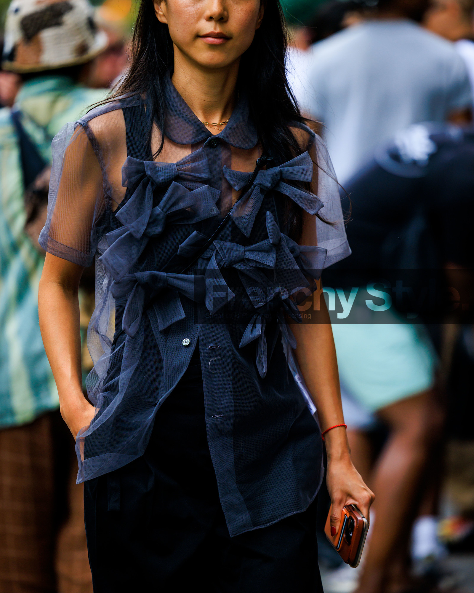 jonathan paciullo, FW, frenchystyle, fashion week, street style, vertical, detail, atmosphere details, NEW YORK, NYFW, SPRING SUMMER 2024, SS 24
