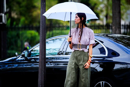 jade nguyen, kaki pants, loose pants, striped blouse, short sleeve blouse, belted blouse, hair details, make up, make up details, embroidered blouse, floral embroidered blouse, camel blouse, white blouse, brown leather belt, big belt, golden buckle belt, chloe blouse, chloe look, chloe pants, chloe belt, fashion week, frenchystyle, FW, jonathan paciullo, street style, PFW, PARIS, SPRING SUMMER 2021, SS 21, horizontal, atmosphere details, detail, model