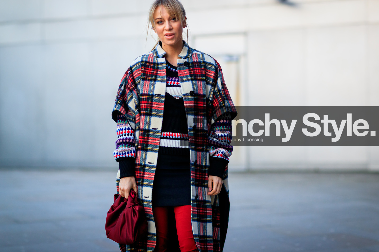 black skirt, black top, checked, graphic jacket, graphic sweater, high boots, leather bag, leather shoes, mini skirt, plaid, printed jacket, printed sweater, red bag, red boots, tartan, street style, jonathan paciullo, FW, frenchystyle, fashion week, LFW, LONDON, AUTUMN WINTER 2018-2019, AW 18-19, FALL WINTER 2018-2019, FW 18-19, horizontal, atmosphere details, detail, sandra hagelstam
