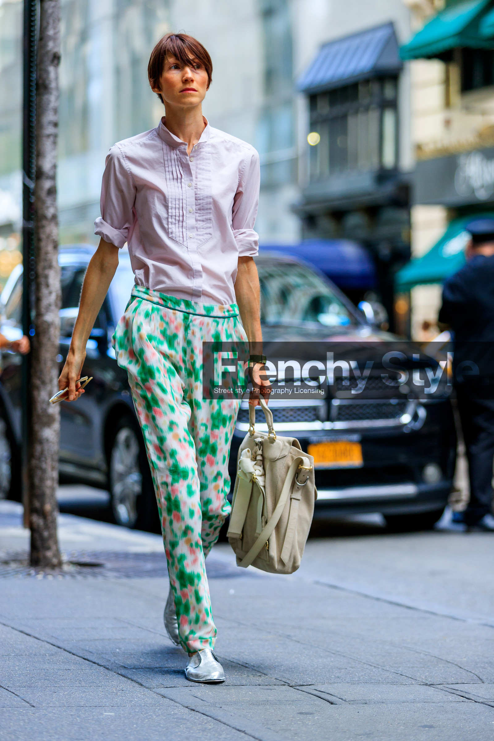 beige bag, fashion week, frenchystyle, full length, FW, green pants, jonathan paciullo, leather bag, NEW YORK, NYFW, printed pants, shiny shoes, silver shoes, SPRING SUMMER 2017, SS 17, street style, trousers, vertical, white shirt, woman