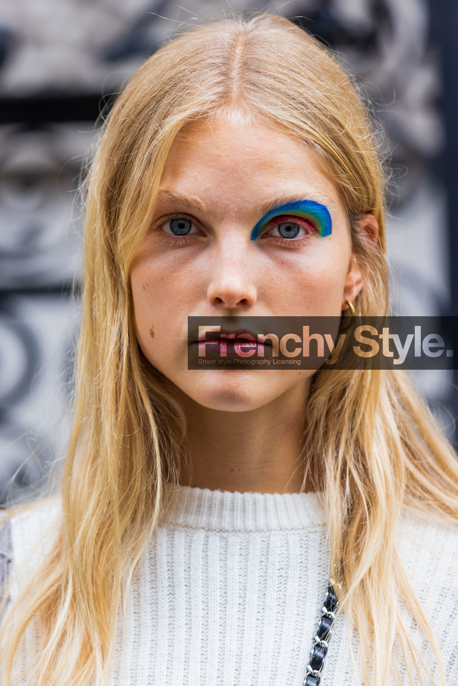 Kirin Dejonckheere, details, makeup, eyes, fashion week, frenchystyle, FW, jonathan paciullo, street style, SS 22, SPRING SUMMER 2022, LFW, LONDON, vertical, atmosphere details, detail, portrait, model