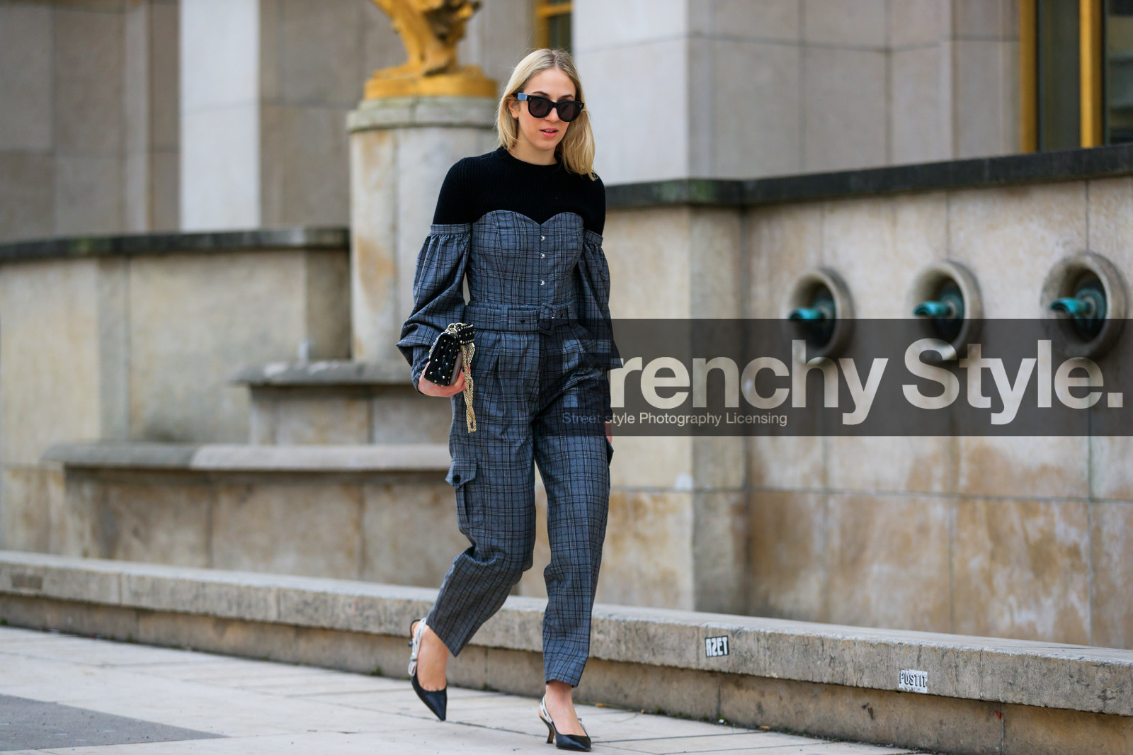black bag, black shoes, black sweater, bustier top, check jumpsuit, checked, christian dior, graphic bag, graphic jumpsuit, graphic pants, grey jumpsuit, high heels, leather bag, leather shoes, plaid, printed bag, printed jumpsuit, printed pants, studs, sunglasses, trousers, street style, jonathan paciullo, FW, frenchystyle, fashion week, PFW, PARIS, AUTUMN WINTER 2018-2019, FALL WINTER 2018-2019, FW 18-19, horizontal, atmosphere details, full length
