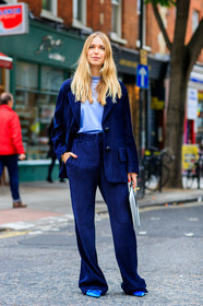 blazer, blue jacket, blue pants, blue shoes, blue suit, blue top, corduroy, fashion week, frenchystyle, full length, FW, jonathan paciullo, leather bag, leather shoes, LFW, LONDON, pernille teisbaek, SPRING SUMMER 2018, SS 18, street style, tone on tone, total look blue, trousers, velvet, vertical