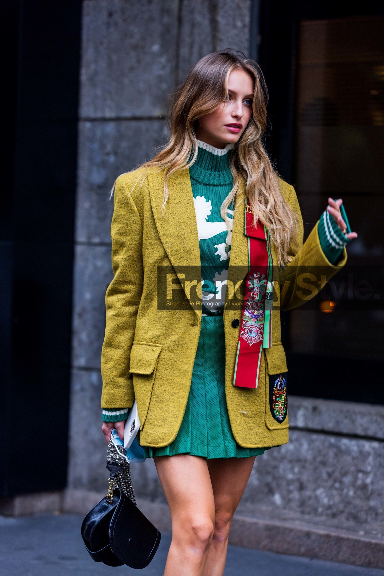 badge, bag, Beatrice Vendramin, black bag, blazer, college look, color, green knit, green skirt, green turtleneck, knit, leather bag, mini skirt, pleated skirt, printed knit, turtleneck, wool blazer, yellow blazer, fashion week, frenchystyle, FW, jonathan paciullo, street style, SPRING SUMMER 2022, SS 22, MFW, MILAN, vertical, atmosphere details