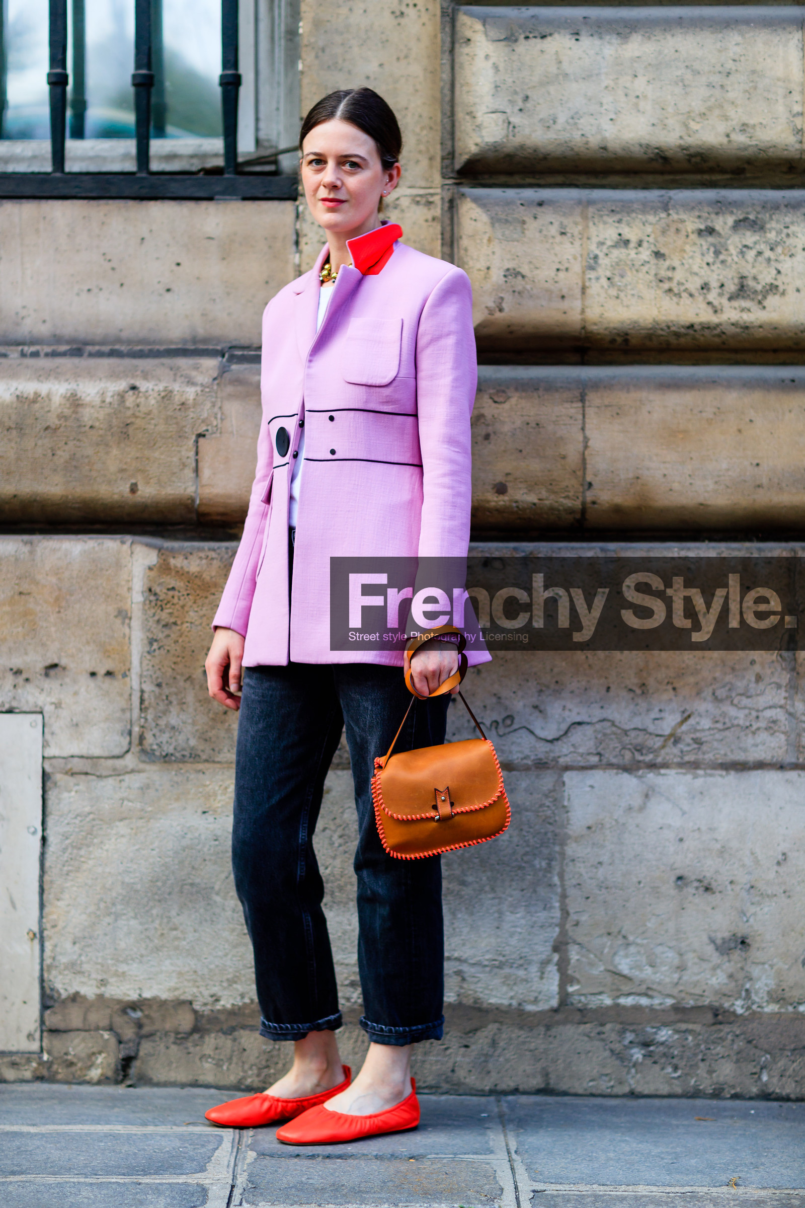 ballerinas, black denim, camel bag, céline, denim pants, fashion week, frenchystyle, full length, FW, jeans, jonathan paciullo, leather bag, leather shoes, PARIS, PFW, pink coat, red shoes, SPRING SUMMER 2017, SS 17, street style, trousers, vertical