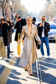 leonie hanne, fashion week, frenchystyle, FW, jonathan paciullo, street style, MFW, MILAN, FALL WINTER 2022_2023, AUTUMN WINTER 2022-2023, FW 22-23, vertical, full length