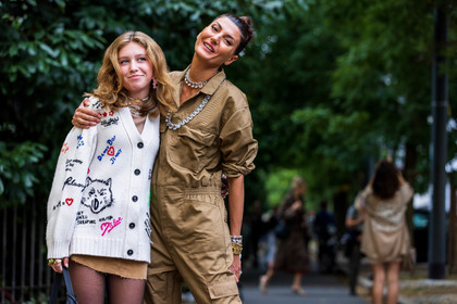 beige jumpsuit, bracelet, brown skirt, cardigan, duo, Giovanna Engelbert, jumpsuit, knit, mini skirt, necklace, pocket, print, printed cardigan, silver necklace, statement necklace, strass, white cardigan, fashion week, frenchystyle, FW, jonathan paciullo, street style, SPRING SUMMER 2022, SS 22, MFW, MILAN, atmosphere details, horizontal