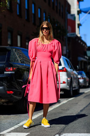 fashion week, frenchystyle, full length, FW, jonathan paciullo, NEW YORK, nike, NYFW, pink dress, SPRING SUMMER 2018, SS 18, street style, sunglasses, veronika heilbrunner, vertical, yellow sneakers