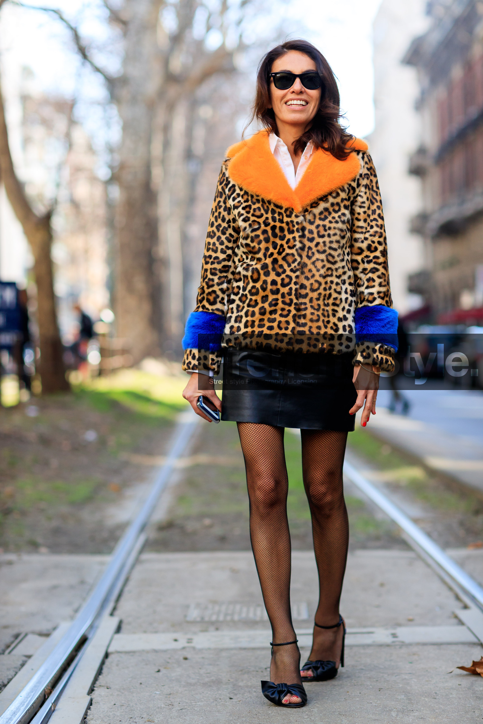 animal print, AUTUMN WINTER 2017-2018, AW 17-18, black shoes, black skirt, blue fur, brown fur, brown jacket, FALL WINTER 2017-2018, fashion week, fishnet, frenchystyle, full length, fur collar, fur jacket, FW, FW 17-18, graphic jacket, jonathan paciullo, leather shoes, leather skirt, leopard print, MFW, MILAN, orange fur, printed jacket, street style, sunglasses, vertical, viviana volpicella