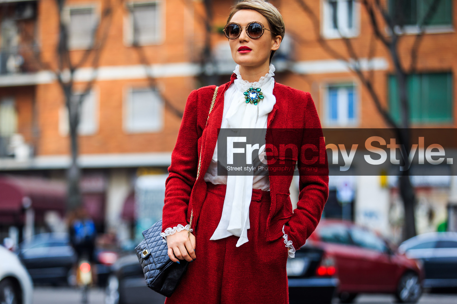 atmosphere details, AUTUMN WINTER 2016-2017, AW 16-17, black bag, brooch, chanel, detail, FALL WINTER 2016-2017, fashion week, frenchystyle, fun sunglasses, FW, FW 16-17, horizontal, jonathan paciullo, leather bag, LFW, LONDON, MENSWEAR, red jacket, red pants, street style, sunglasses, trousers, white shirt, wool jacket, wool pants
