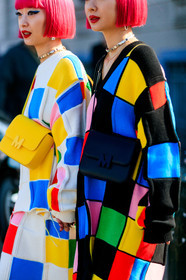 Ami and Aya Suzuki, white skirt, white pullover, checked skirt, checked pullover, multicolor skirt, multicolor pullover, knitwear, knit skirt, crossbody bag, yellow leather bag, black leather bag, black dress, knit dress, fashion week, frenchystyle, FW, jonathan paciullo, street style, MFW, MILAN, AUTUMN WINTER 2020-2021, FALL WINTER 2020-2021, FW 20-21, vertical, atmosphere details, detail