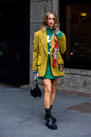 badge, bag, Beatrice Vendramin, black bag, black boots, blazer, boots, college look, color, green knit, green skirt, green turtleneck, knit, leather bag, leather boots, mini skirt, pleated skirt, printed knit, turtleneck, wool blazer, yellow blazer, fashion week, frenchystyle, FW, jonathan paciullo, street style, SPRING SUMMER 2022, SS 22, MFW, MILAN, vertical, full length
