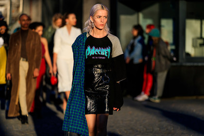 black skirt, black sweater, blue coat, checked, graphic jacket, leather skirt, off the shoulder, plaid, printed jacket, printed sweater, PARIS, PFW, street style, jonathan paciullo, FW, frenchystyle, fashion week, AUTUMN WINTER 2019-2020, AW 19-20, FALL WINTER 2019-2020, FW 19-20, horizontal, atmosphere details, detail