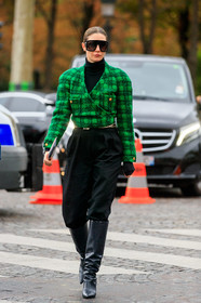 green jacket, tweed jacket, checked jacket, carrot pants, black pants, black sunglasses, black pullover, turtleneck pullover, big sunglasses, futurist shape sunglasses, dior sunglasses, wrap jacket, black leather boots, animal skin boots, high boots, PARIS, PFW, SPRING SUMMER 2020, SS 20, fashion week, frenchystyle, FW, jonathan paciullo, street style, vertical, full length