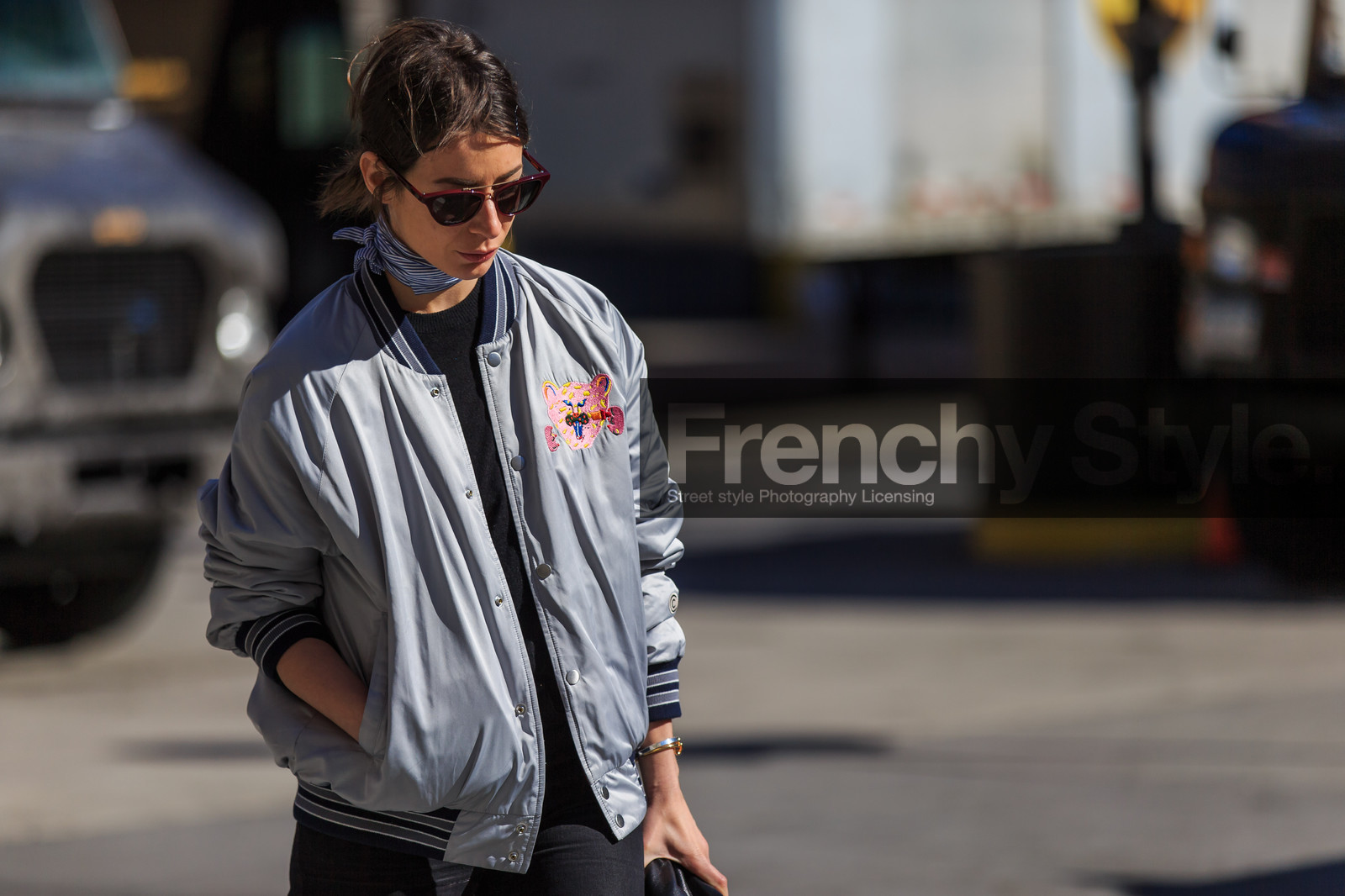 atmosphere details, AUTUMN WINTER 2016-2017, AW 16-17, black bag, black denim, cartoon, céline, denim pants, detail, drawings, embroidered jacket, fashion week, frenchystyle, FW, FW 16-17, grey jacket, horizontal, irina lakicevic, jeans, jonathan paciullo, leather bag, NEW YORK, NYFW, silver jacket, street style, sunglasses, teddy jacket, trousers, woman