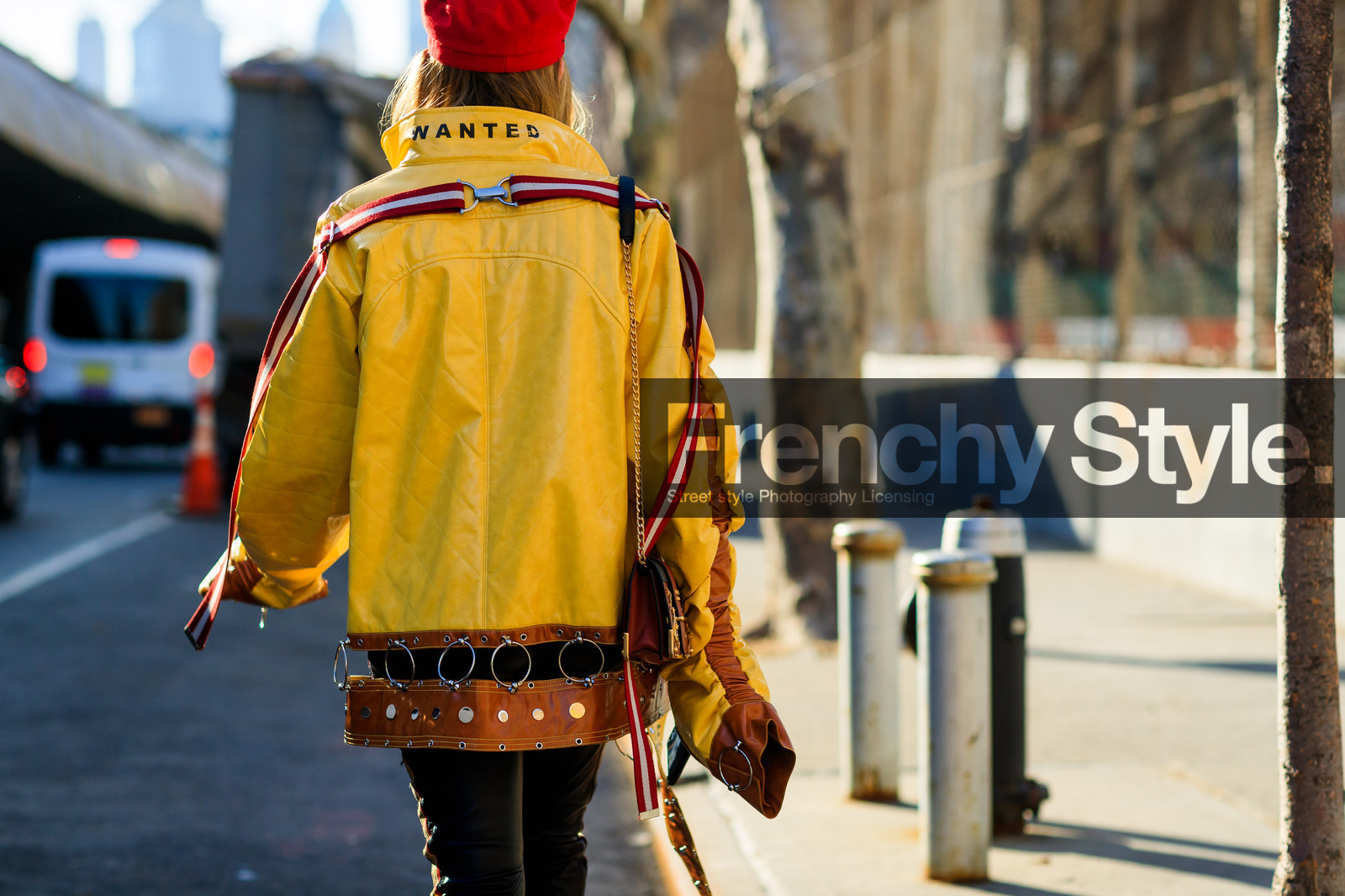 graphic jacket, leather jacket, message, printed jacket, red hat, trousers, yellow jacket, street style, jonathan paciullo, FW, frenchystyle, fashion week, NYFW, NEW YORK, AUTUMN WINTER 2018-2019, AW 18-19, FALL WINTER 2018-2019, FW 18-19, atmosphere details, horizontal, detail