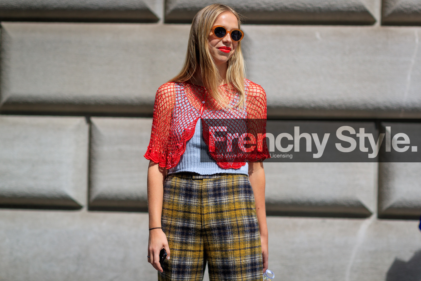 atmosphere details, checked pants, chloe king, detail, embroidered bag, fashion week, fishnet, frenchystyle, FW, horizontal, jonathan paciullo, NEW YORK, NYFW, plaid, printed pants, red top, SPRING SUMMER 2018, SS 18, street style, sunglasses, tartan, trousers