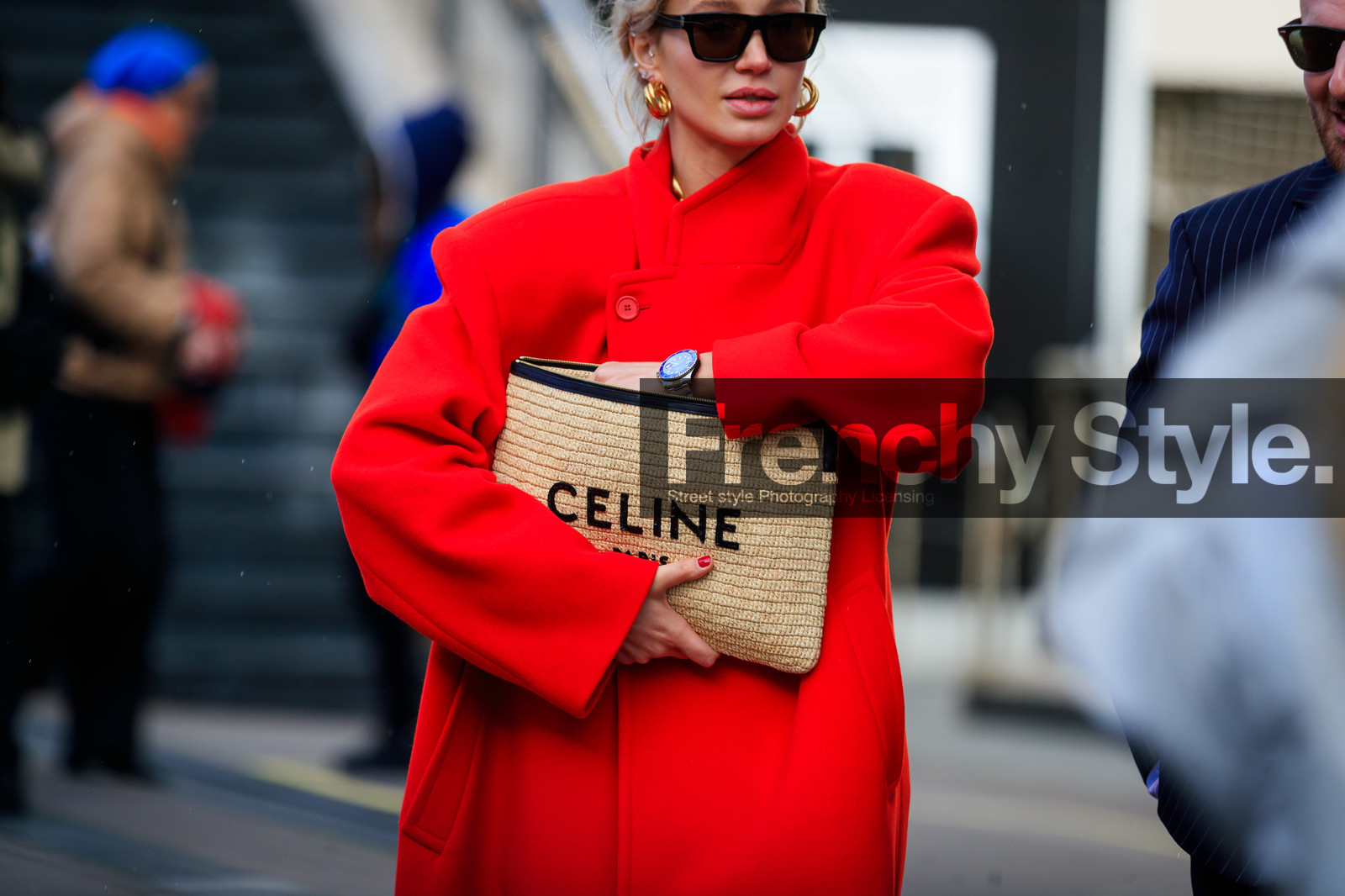 close up detail, bag detail, red coat, straw clutch, celine bag, embroidered clutch, logo printed clutch, silvered watch, rolex watch, fashion week, frenchystyle, FW, jonathan paciullo, street style, PFW, PARIS, AUTUMN WINTER 2020-2021, FALL WINTER 2020-2021, FW 20-21, horizontal, detail, atmosphere details