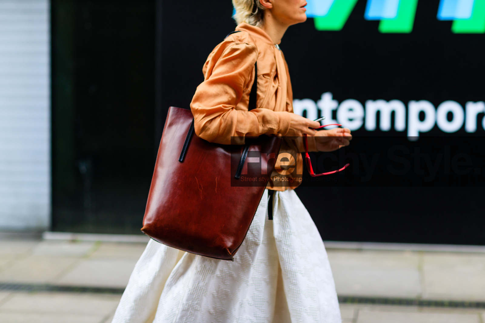 atmosphere details, bomber jacket, brown bag, detail, fashion week, frenchystyle, FW, horizontal, jonathan paciullo, leather bag, LFW, LONDON, orange jacket, SPRING SUMMER 2017, SS 17, street style, white skirt, woman