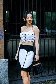 heart skirt, black skirt, assymetric bra, white bra, black bag, bucket bag, platform pumps, black pumps, pony tail, heart top, jessica wang, fashion week, frenchystyle, FW, jonathan paciullo, street style, vertical, atmosphere details, detail