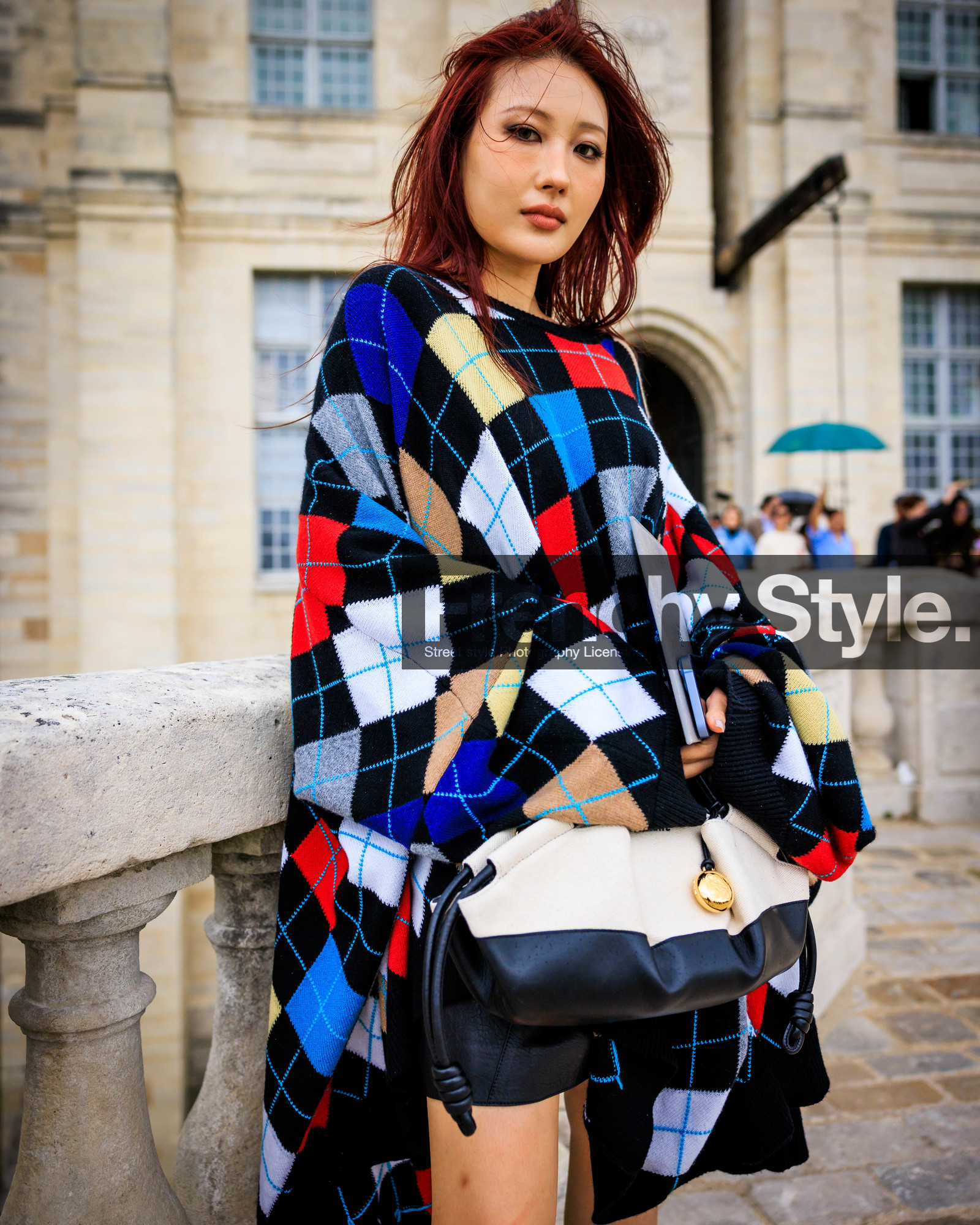 PARIS, PFW, fashion week, frenchystyle, FW, jonathan paciullo, street style, SPRING SUMMER 2024, SS 24, vertical, atmosphere details, detail