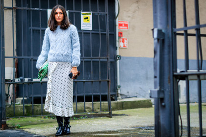 atmosphere details, AUTUMN WINTER 2017-2018, AW 17-18, black shoes, blue sweater, cowboy boots, diletta bonaiuti, FALL WINTER 2017-2018, fashion week, frenchystyle, full length, FW, FW 17-18, graphic skirt, high boots, horizontal, jonathan paciullo, leather shoes, MFW, MILAN, pearls, polka dot, printed skirt, rings, ruffled skirt, street style, white skirt