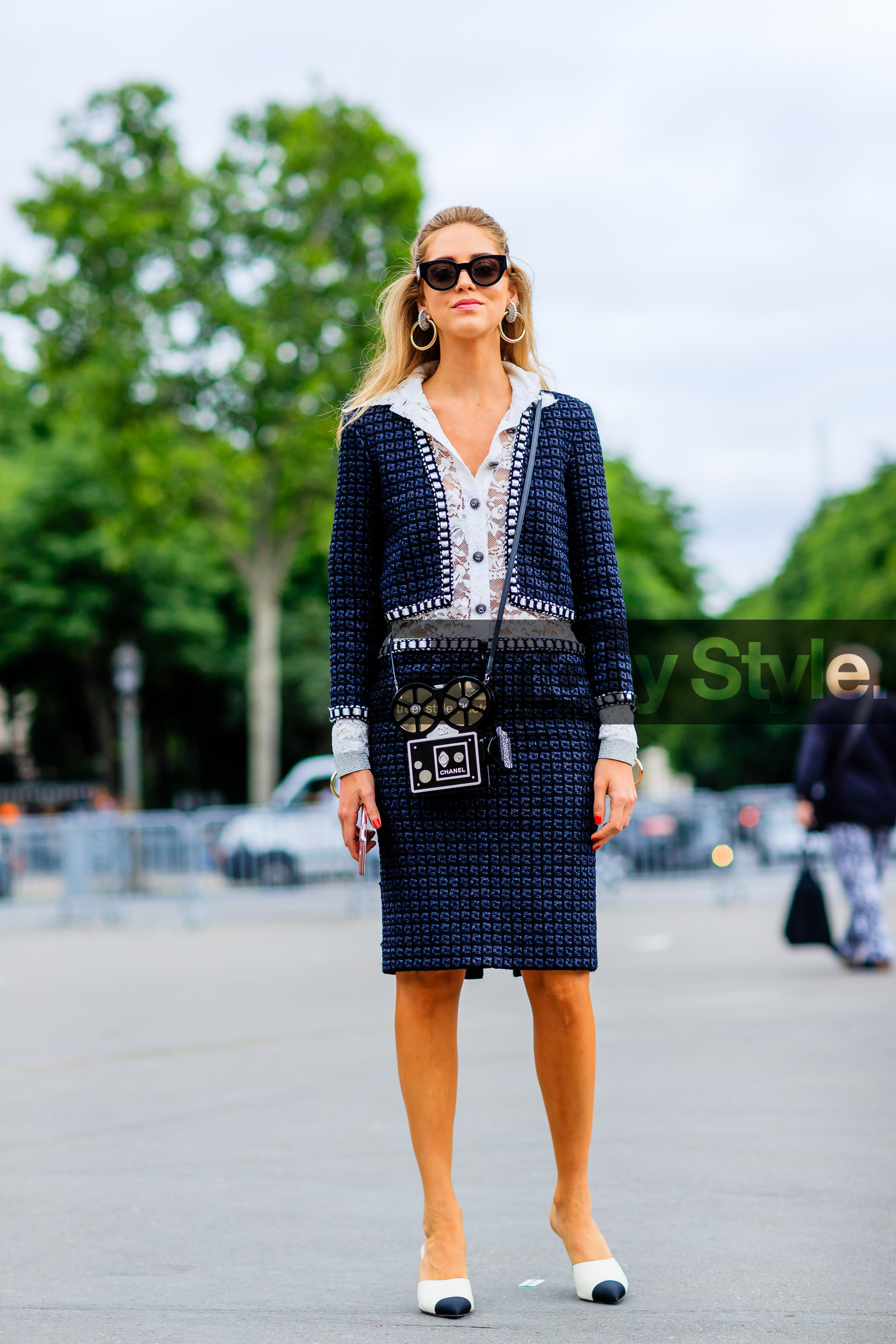AUTUMN WINTER 2016-2017, AW 16-17, black and white shoes, black bag, blazer, blue jacket, blue skirt, blue suit, chanel, chiara ferragni, céline, earrings, FALL WINTER 2016-2017, fashion week, frenchystyle, full length, fun bag, FW, FW 16-17, graphic bag, HAUTE COUTURE, high heels, jonathan paciullo, lace shirt, leather shoes, MENSWEAR, PARIS, PFW, street style, sunglasses, tweed jacket, tweed skirt, vertical, white shirt