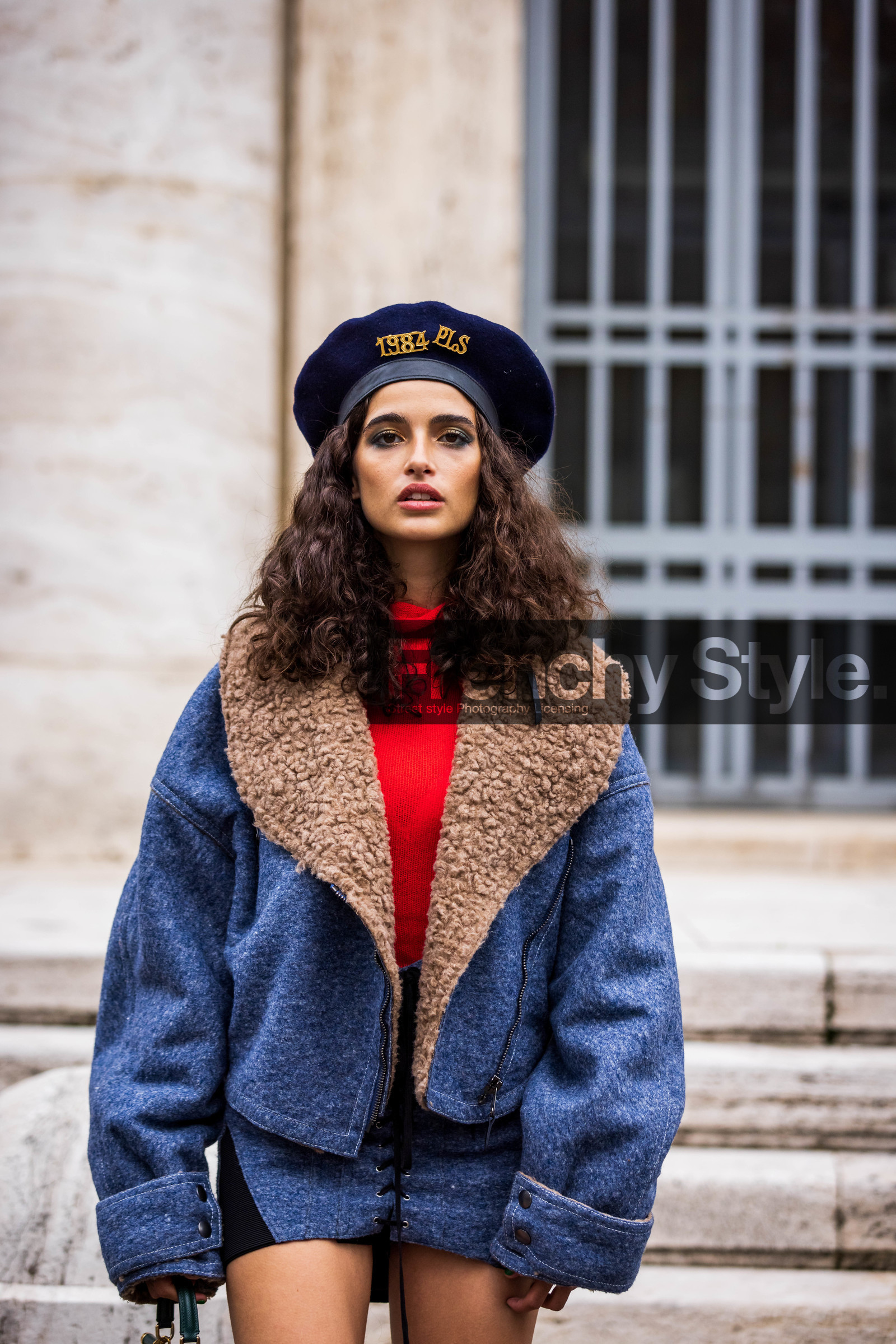 beret, blue beret, blue jacket, blue skirt, Chiara Celsi, color, jacket, lace up skirt, leather bag, mini skirt, red turtleneck, skirt, turtleneck, wool beret, wool jacket, wool skirt, fashion week, frenchystyle, FW, jonathan paciullo, street style, SPRING SUMMER 2022, SS 22, MFW, MILAN, vertical, atmosphere details