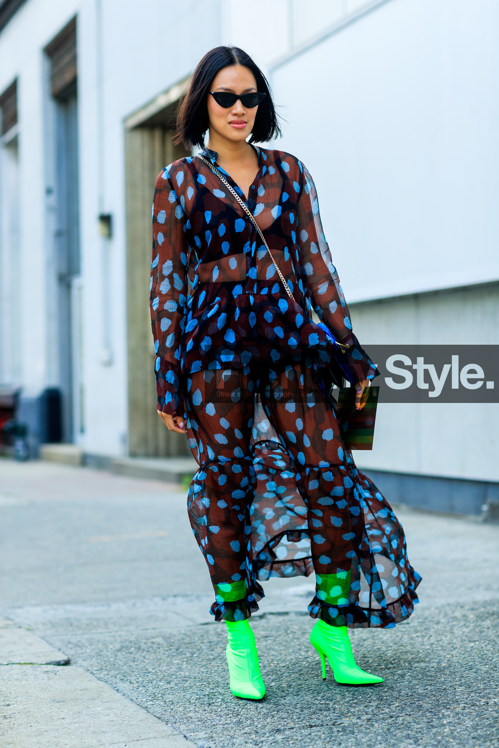 black dress, fashion week, fluo, frenchystyle, full length, FW, graphic dress, green boots, high heels, jonathan paciullo, leather shoes, NEW YORK, NYFW, polka dot, printed dress, see through, SPRING SUMMER 2018, SS 18, street style, sunglasses, Tiffany Hsu, vertical
