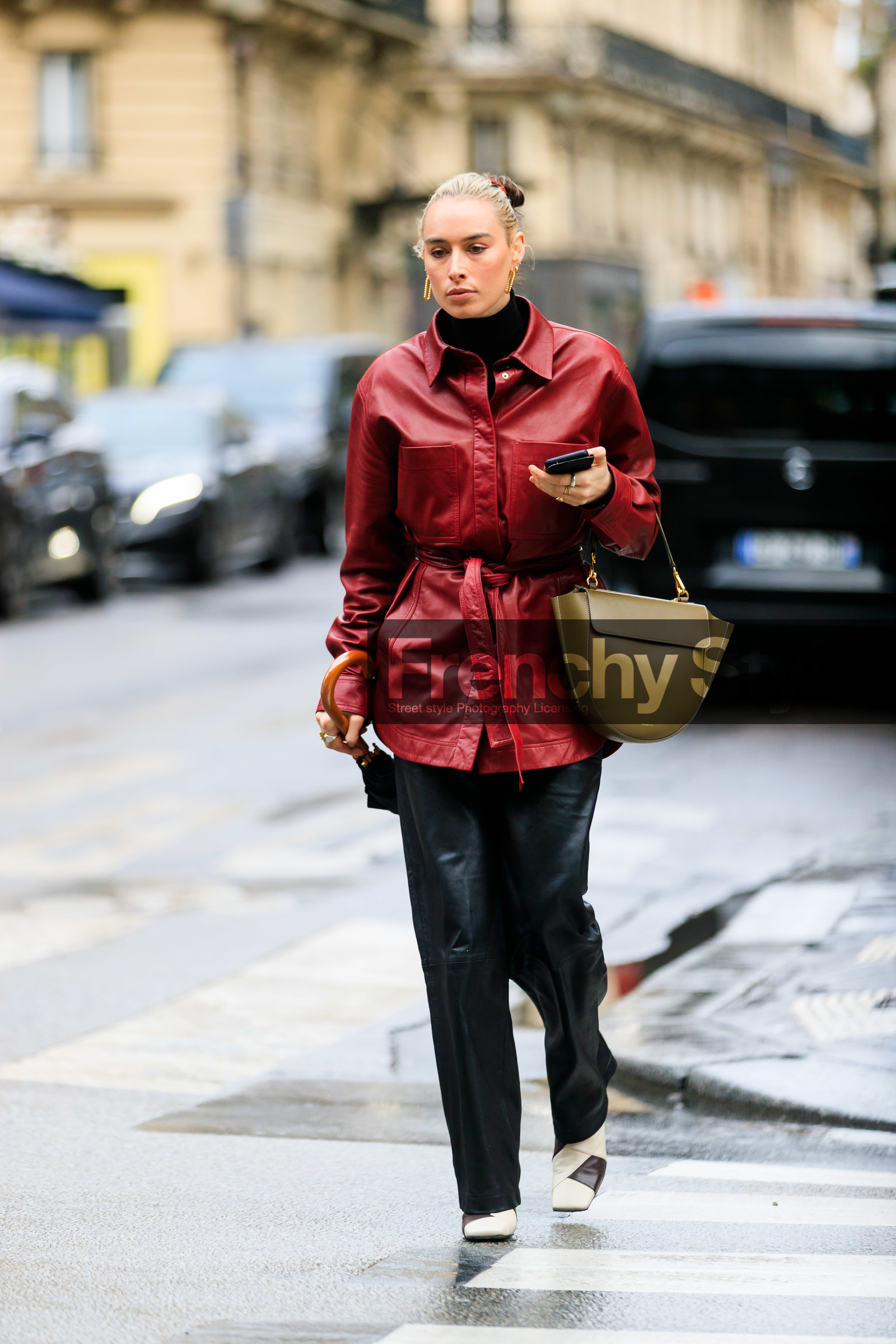 flora macdonald johnston, red leather shirt, kaki leather bag, black leather pants, belted shirt, wandler bag, square shape earrings, golden earrings, dangling earrings, white leather boots, brown leather boots, patchwork boots, fashion week, frenchystyle, FW, jonathan paciullo, street style, PFW, PARIS, vertical, full length