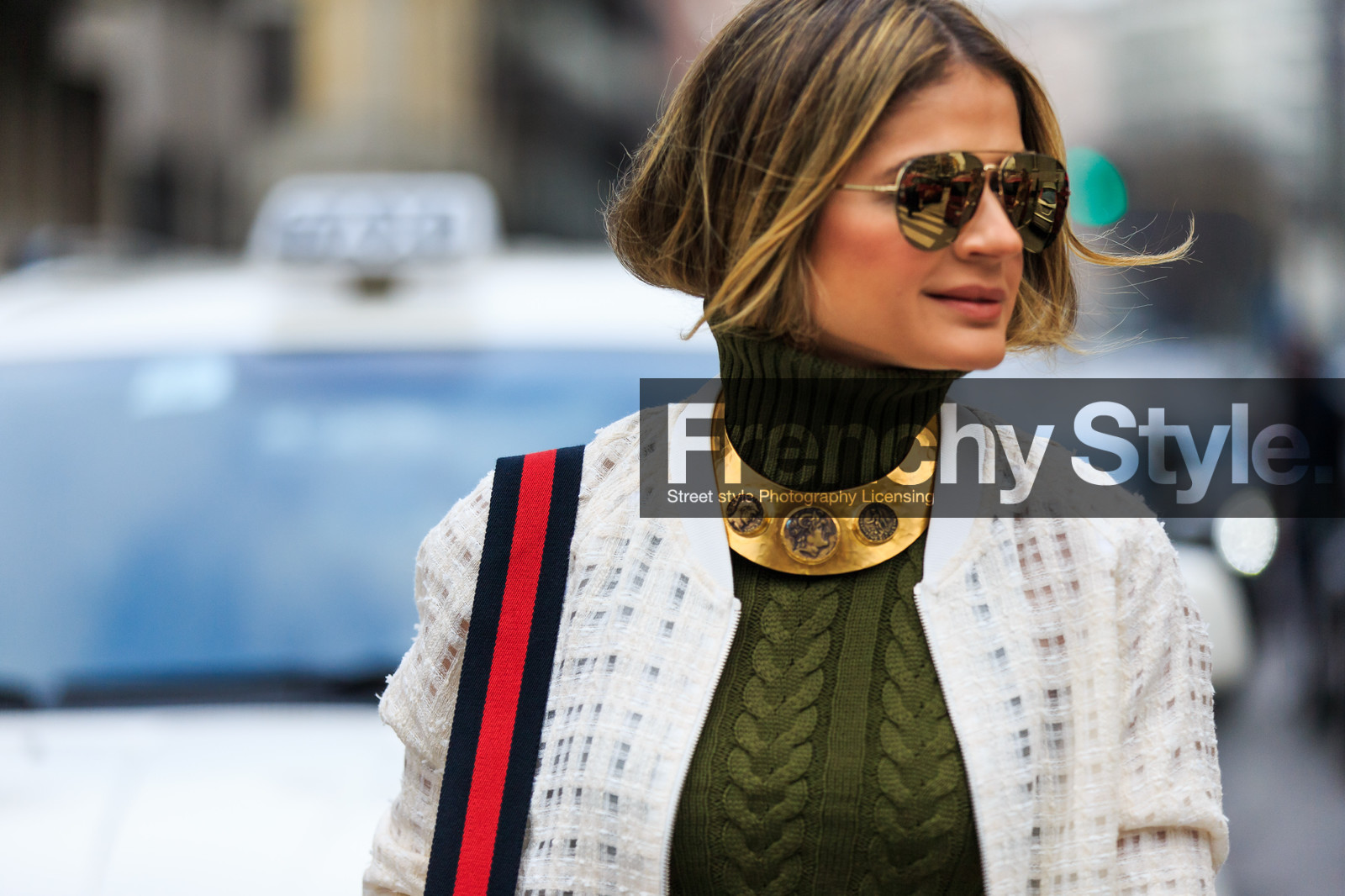 atmosphere details, AUTUMN WINTER 2016-2017, aviator sunglasses, AW 16-17, detail, embroidered jacket, FALL WINTER 2016-2017, fashion week, frenchystyle, FW, FW 16-17, golden jewelry, green sweater, green turtleneck, gucci, horizontal, jonathan paciullo, LFW, LONDON, MENSWEAR, necklace, street style, sunglasses, thassia naves, tucked in, white jacket