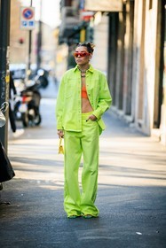 red sunglasses, silver choker, studs choker, hair bows, 90S look, green suit, fluo green look, denim look, orange top, green sandals, chiquito bag, yellow mini bag, jacquemus mini bag, karina nigay, fashion week, frenchystyle, FW, jonathan paciullo, street style, vertical, full length