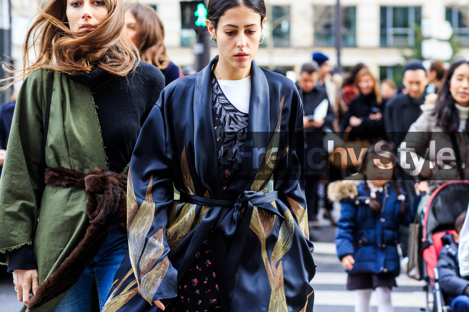 atmosphere details, AUTUMN WINTER 2016-2017, AW 16-17, black coat, black dress, black sweater, detail, embroidered dress, FALL WINTER 2016-2017, fashion week, frenchystyle, FW, FW 16-17, gilda ambrosio, giorgia tordini, green coat, horizontal, jonathan paciullo, kaki coat, leather coat, long coat, long dress, PARIS, PFW, printed coat, printed dress, sheer dress, street style