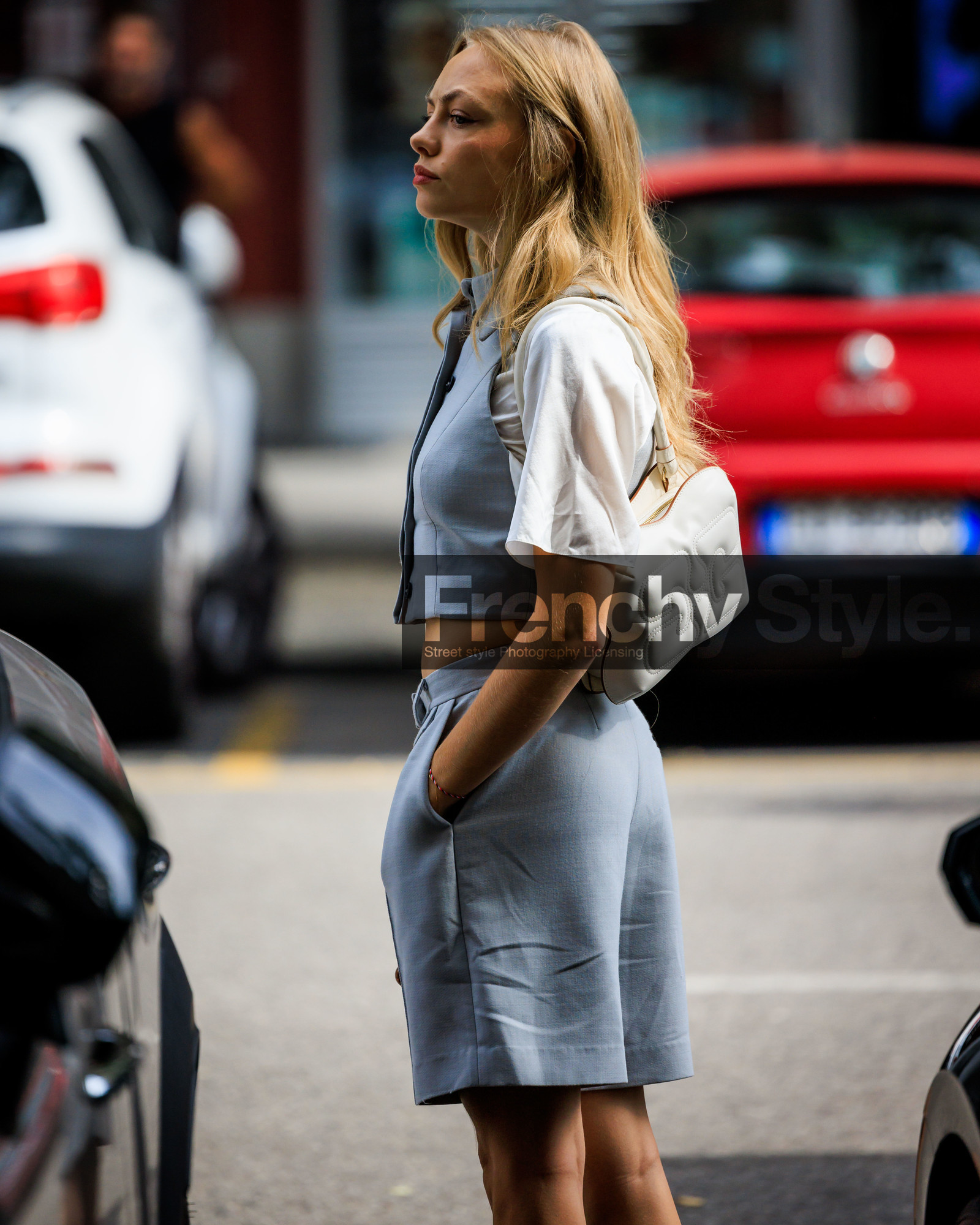 fashion week, frenchystyle, FW, jonathan paciullo, street style, MFW, MILAN, SPRING SUMMER 2024, SS 24, vertical, atmosphere details, detail