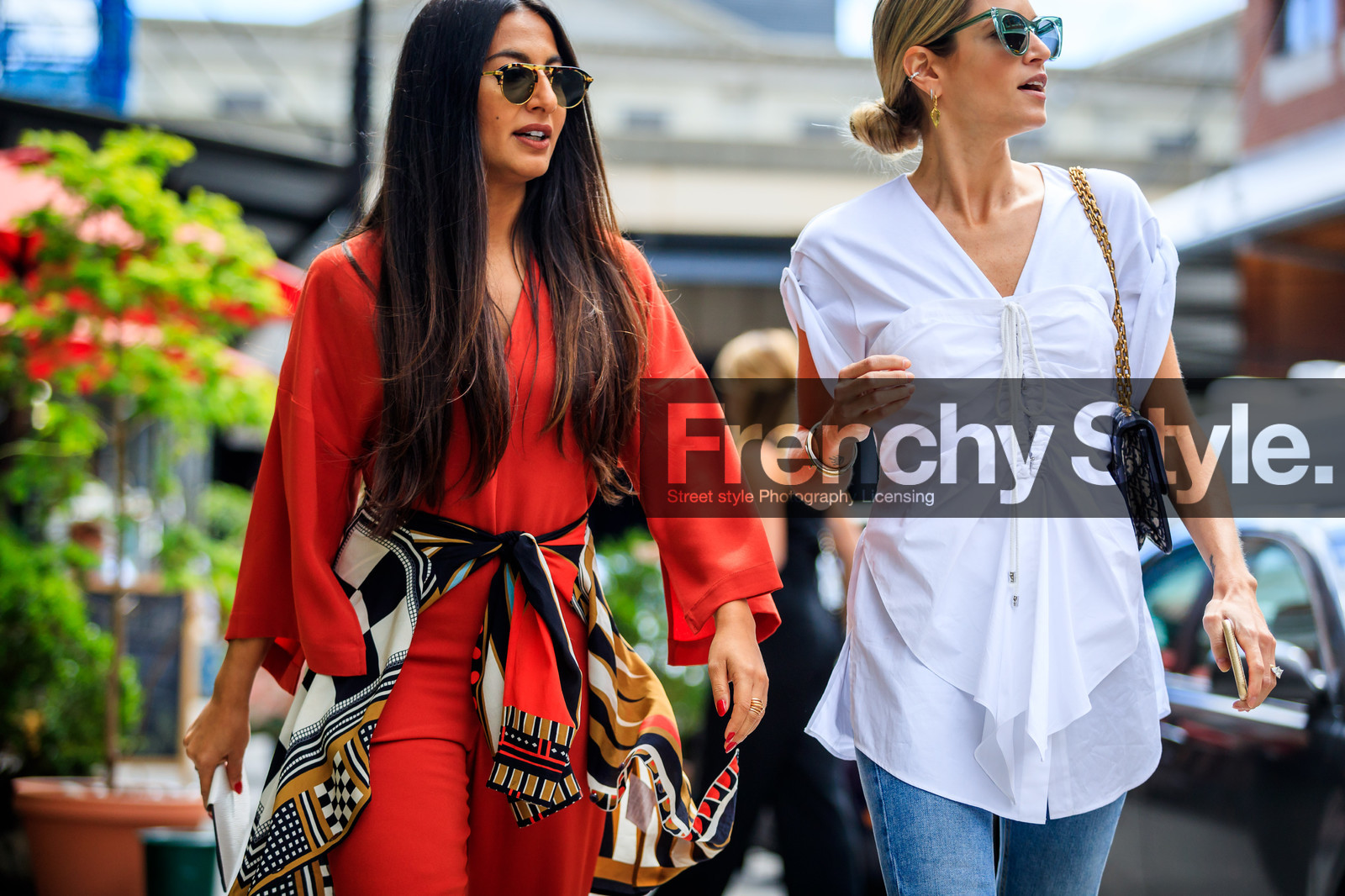 atmosphere details, black bag, blue denim, denim pants, detail, fashion week, frenchystyle, FW, horizontal, jeans, jonathan paciullo, leather bag, multicolor shirt, nausheen shah, NEW YORK, NYFW, printed shirt, red jumpsuit, SPRING SUMMER 2018, SS 18, street style, sunglasses, tied up shirt, trousers, white shirt