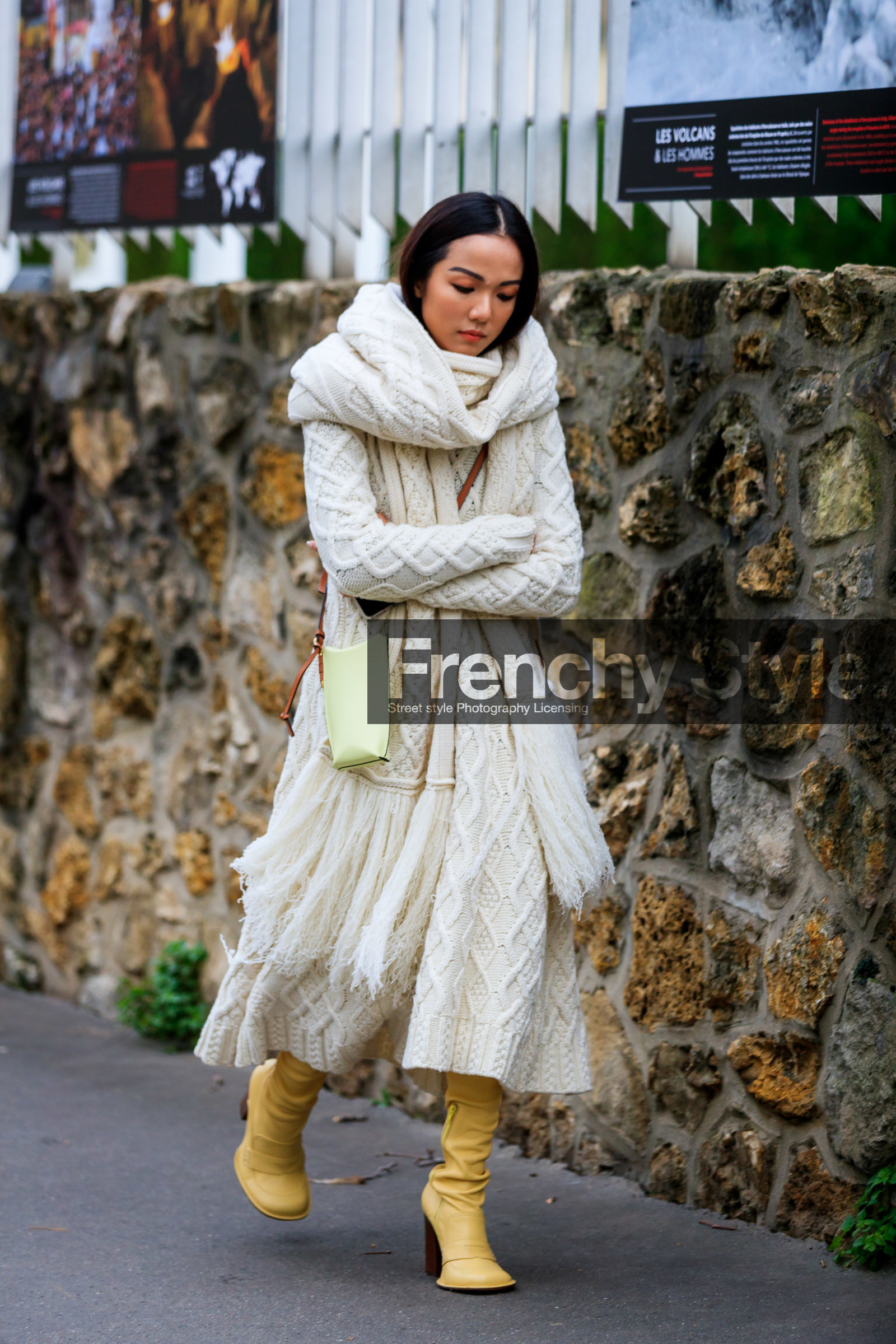 yoyo cao, white dress, white scarf, knit dress, knitwear, woolen scarf, fringe scarf, light yellow leather bag, yellow leather boots, long dress, long sleeves dress, crossbody bag, loewe bag, loewe dress, loewe look, loewe shoes, loewe scarf, mini bag, fashion week, frenchystyle, FW, jonathan paciullo, street style, PFW, PARIS, AUTUMN WINTER 2020-2021, FALL WINTER 2020-2021, FW 20-21, vertical, full length