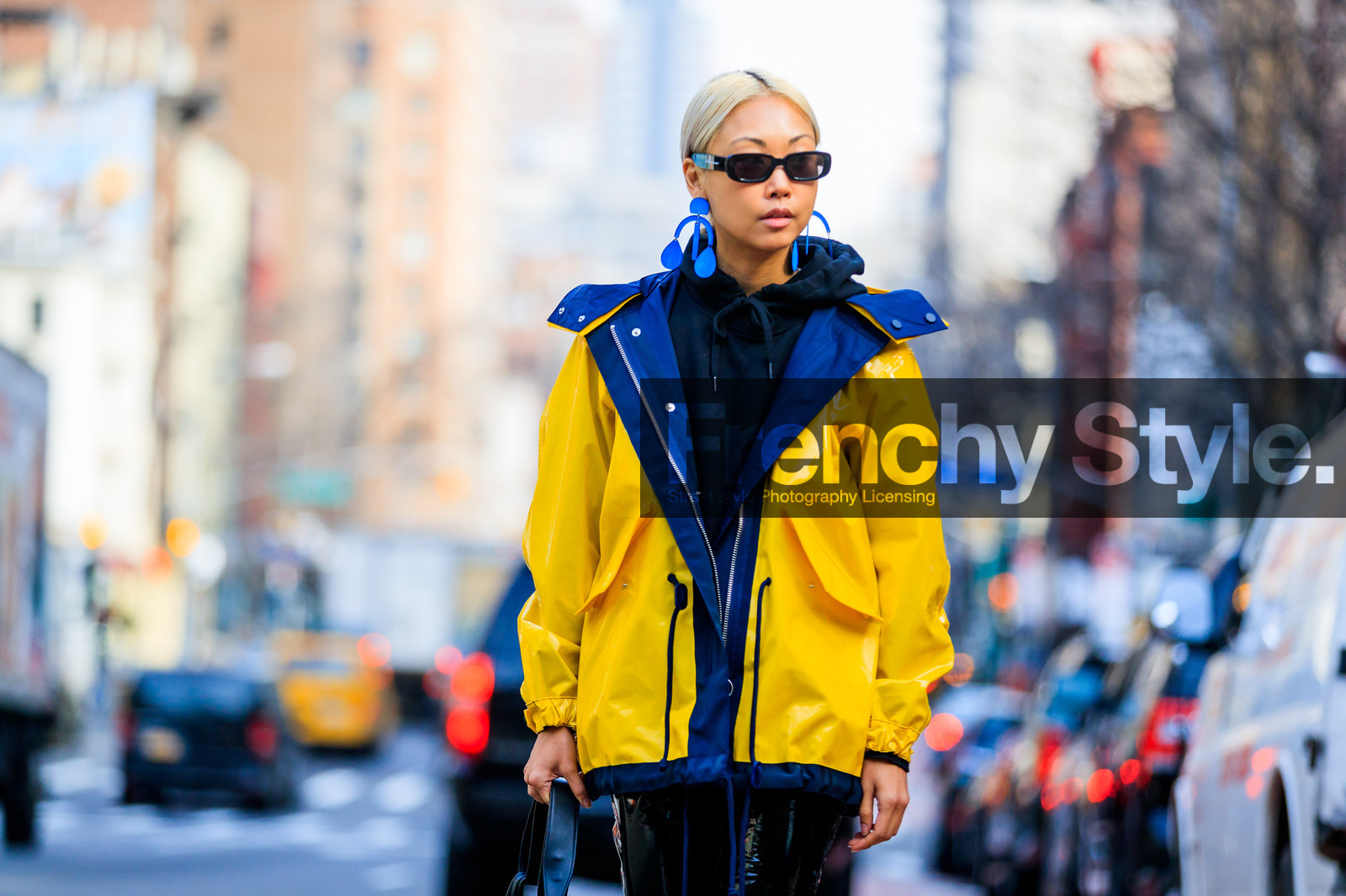 black pants, black sweater, earrings, hoodie, leather pants, sunglasses, trousers, yellow jacket, street style, jonathan paciullo, FW, frenchystyle, fashion week, NYFW, NEW YORK, AUTUMN WINTER 2018-2019, AW 18-19, FALL WINTER 2018-2019, FW 18-19, atmosphere details, horizontal, detail, vanessa hong