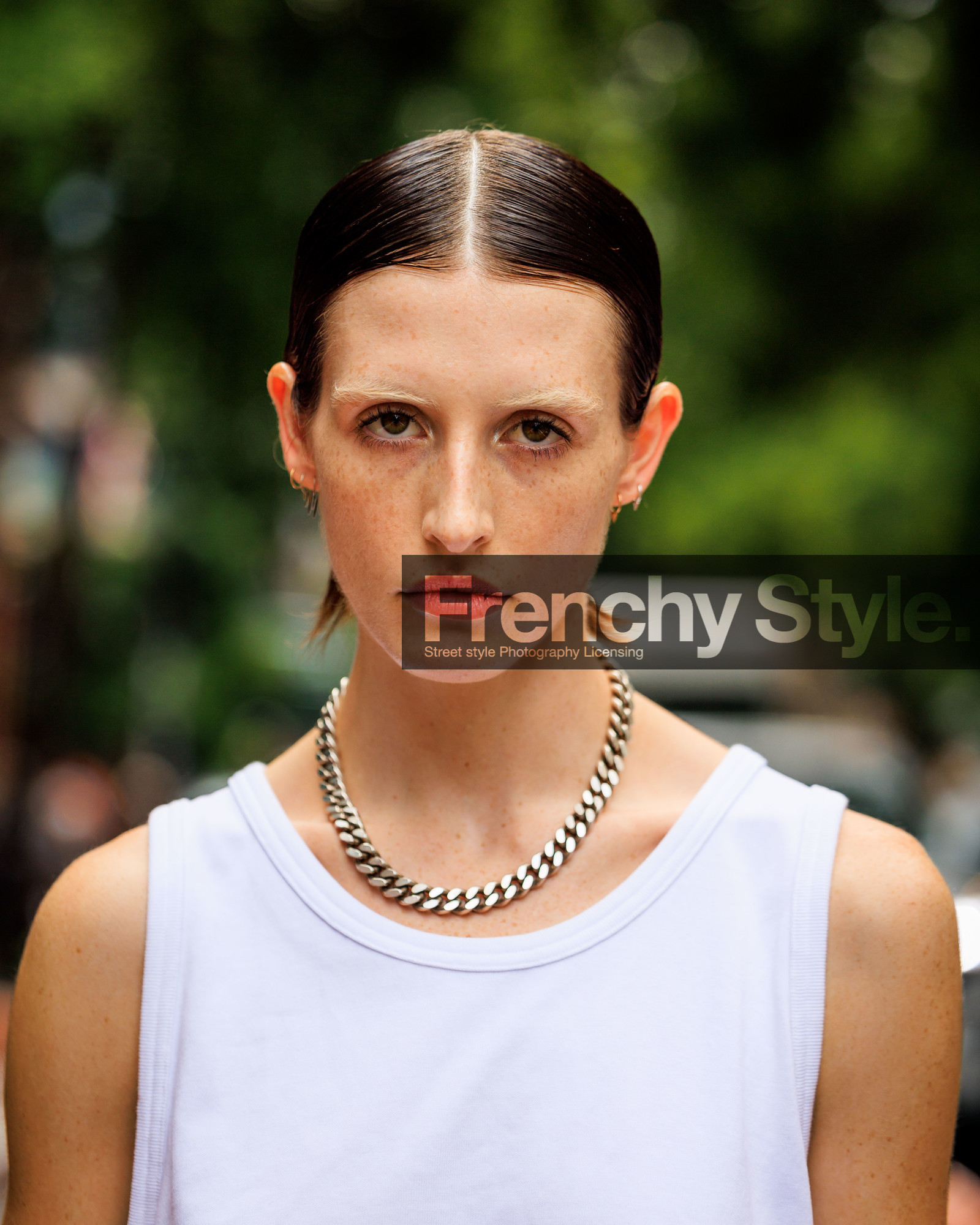 jonathan paciullo, FW, frenchystyle, fashion week, street style, vertical, detail, atmosphere details, NEW YORK, NYFW, SPRING SUMMER 2024, SS 24