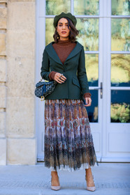 beret, blazer, brown sweater, camila coelho, christian dior, embroidered skirt, graphic bag, graphic skirt, green bag, green hat, green jacket, high heels, leather bag, leather shoes, monogram, pink shoes, printed bag, printed skirt, saddle bag, sequined skirt, PARIS, PFW, street style, jonathan paciullo, FW, frenchystyle, fashion week, AUTUMN WINTER 2019-2020, AW 19-20, FALL WINTER 2019-2020, FW 19-20, vertical, full length