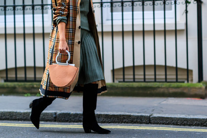 beige coat, black shoes, checked, graphic jacket, green skirt, green sweater, high boots, high heels, leather bag, leather shoes, pink bag, plaid, pleated skirt, pleats, printed jacket, tartan, trench coat, fashion week, frenchystyle, FW, jonathan paciullo, street style, LFW, LONDON, AUTUMN WINTER 2018-2019, AW 18-19, FALL WINTER 2018-2019, FW 18-19, horizontal, atmosphere details, detail, julia haghjoo